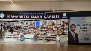 Kağıthanede açılan ‘Maharetli Eller Çarşısına yoğun ilgi