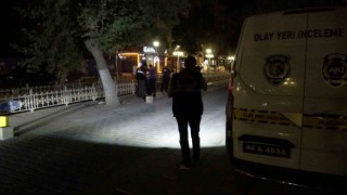 Kaldırımda yürürken topuğunda vuruldu