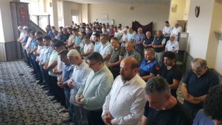 Karabükte Haniye ve Filistinliler için gıyabi cenaze namazı