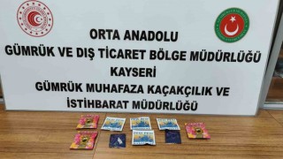 Kargoyla gönderilen uyuşturucu alıcısına ulaşmadan yakalandı