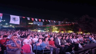 Kartalda 3. Uluslararası Halk Oyunları Festivali Başladı