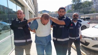 Katil zanlısı ve arkadaşları çelik yelek giydirilerek adliyeye sevk edildi