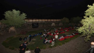 Kayaşehirde Perseid Meteor Yağmuru gözlemlendi