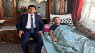 Kaymakam Bahardan Pençe Kilit Harekatında yaralanan askere “geçmiş olsun” ziyareti