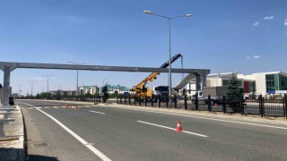 Kazaların yaşandığı KYK çıkışına sonunda üst geçit yapılıyor