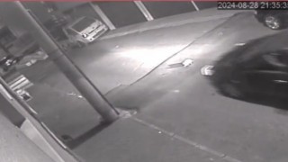 Kediye aracıyla çarpıp öldürdü, vatandaşları tehdit etti