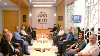 Kent Konseyi Yürütme Kurulundan Rektör Öztürke ziyaret