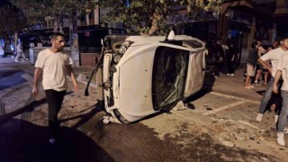 Keşanda takla atan otomobildeki 3 kişi yaralandı