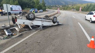 Kontrolden çıkan otomobil takla attı: 2si çocuk 5 yaralı