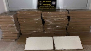 Konyada 250 bin adet doldurulmuş kaçak sigara ele geçirildi