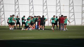 Konyasporda Galatasaray maçı hazırlıkları sürüyor