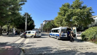 Korku dolu anlar, sokak ortasında etrafa ateş açtı: 2 yaralı