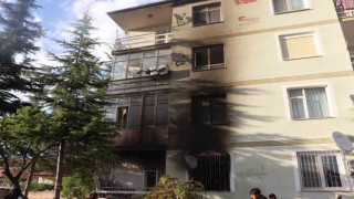 Küçük çocuğun çakmakla oyunu evi yaktı