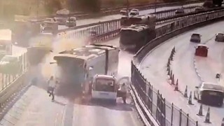 Küçükçekmecedeki metrobüs kazasının yeni görüntüsü ortaya çıktı