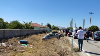 Kuluda otomobiller çarpıştı: 1 yaralı