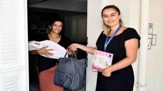 Kuşadası Belediyesinden 7 ayda 200 bebeğe hoş geldin ziyareti