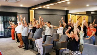 Kütahya OSBde Şu Dünyadaki En Mutlu Kişi semineri