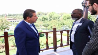 Lome Üniversitesi Rektörü “dönüşüme” hayran kaldı