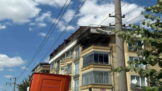 Lüleburgazda bir evin balkonunda çıkan yangın söndürüldü