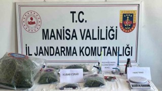 Manisada jandarmadan uyuşturucu operasyonu
