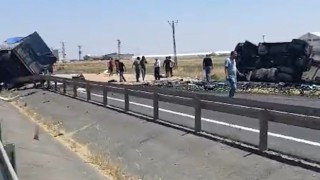 Mardinde iki tır çarpıştı: 2 yaralı