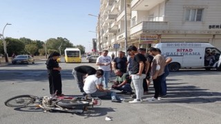 Mardinde minibüs ile motosiklet çarpıştı: 1 yaralı