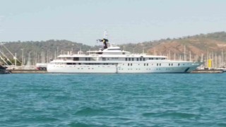Mega yat White Rose Fethiyeden 100 ton yakıt aldı