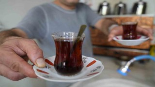 Menemenin ‘soğan tartışmasına çayın ‘suyu eklendi
