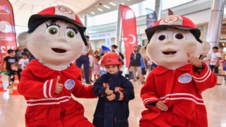 Mersinde çocuklar hem eğlendi hem öğrendi