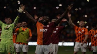 Michy Batshuayi, ilkleri yaşadı