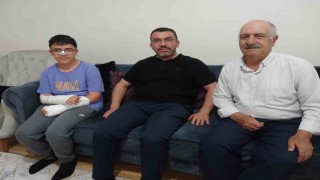 Milletvekili Çalkın köpeğin saldırısı sonucu yaralanan çocuğu ziyaret etti