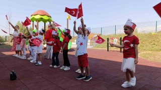 Miniklerin 30 Ağustos coşkusu