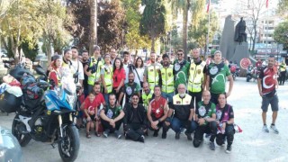 Mudanyada motosikletlilerden 30 Ağustos korteji