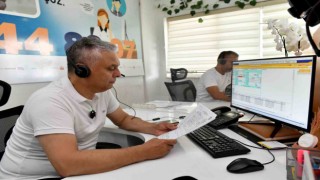 Muratpaşa Belediye Başkanı Uysal, Turunç Masada telefonları cevapladı
