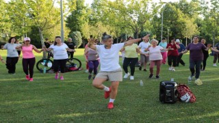 Odunpazarında kadınlar parklarda spora büyük ilgi gösteriyor