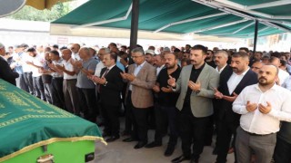 Oltuda Kenan Öğretmen ebediyete uğurlandı