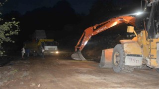 Ordudaki yol çalışmasında patlatılan dinamit Karadeniz-Akdeniz bağlantı yolunu 8 saat trafiğe kapattı