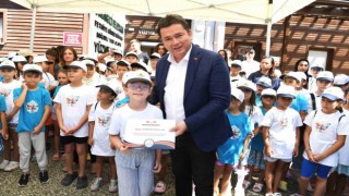 Osmangazinin yüzme kurslarında 6 bin öğrenci yüzme öğrendi