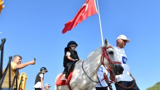 Osmaniye'de Çocuklar Ata Binmenin Keyfini Yaşadı