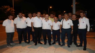 Otobüsün farından rahatsız olan baba-oğul, şoförü darp etti... O anlar kamerada