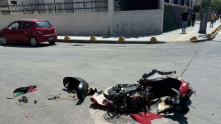 Otomobil ve elektrikli motosiklet çarpıştı: 1 çocuk yaralandı