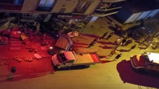 Otomobil züccaciye dükkanına daldı: 1 yaralı