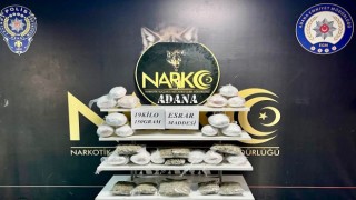 Otomobildeki bavulda 19 kilo 150 gram esrar çıktı