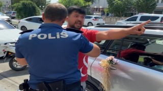 Polis “Çekeceğim” dedi, sürücü “Çektirtmem” diyerek mukavemet gösterdi
