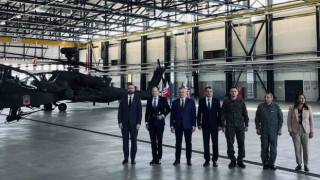 Polonya, ABDden 10 milyar dolara 96 adet Apache helikopteri satın alacak