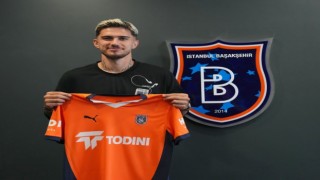 RAMS Başakşehir, Berat Özdemiri kadrosuna kattı