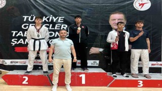 Recep Alperen Aktaştan gümüş madalya