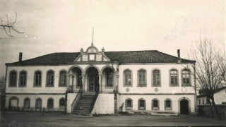 Restore edilen 114 yıllık tarihi okul yeniden kapılarını açıyor