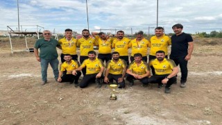 Şampiyon olan Bayburt Atlı Spor Kulübü 1inci lige yükseldi