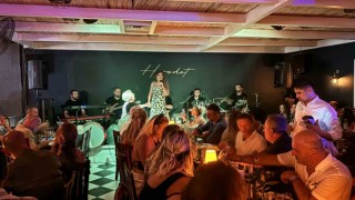Sanatçı Dönmezden Bodrumda unutulmaz gece